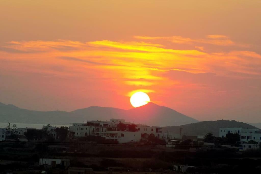 Villa Sunny House With Amazing View For 4+2 Persons Pláka Exterior foto